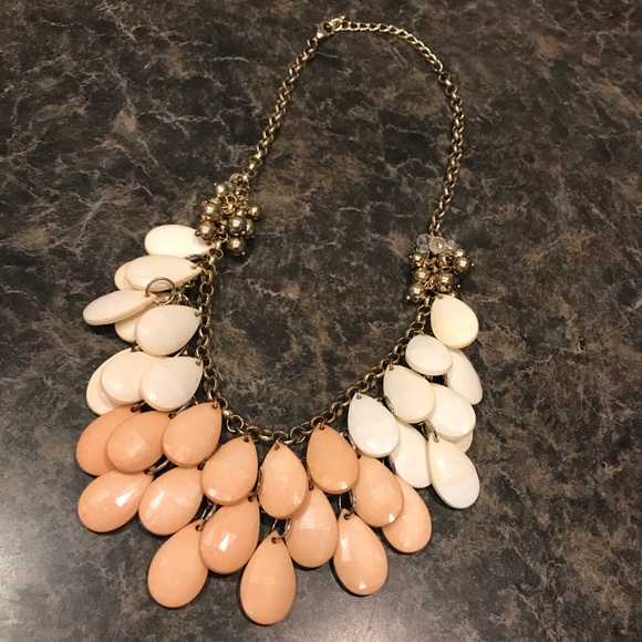 Jewelry - Chunky pink and white necklace Jewelry - Chunky pink and white necklace